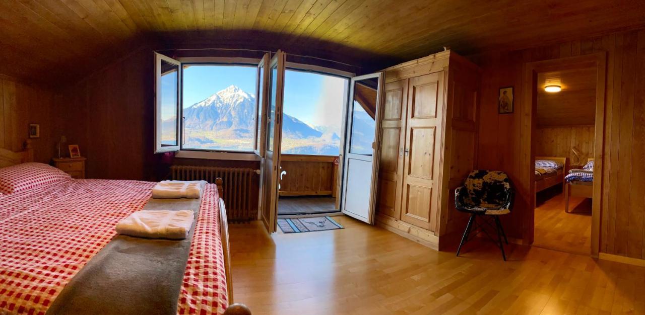 Chalet Egglen "Typical Swiss House, Best Views, Private Jacuzzi" ジーグリスヴィル エクステリア 写真